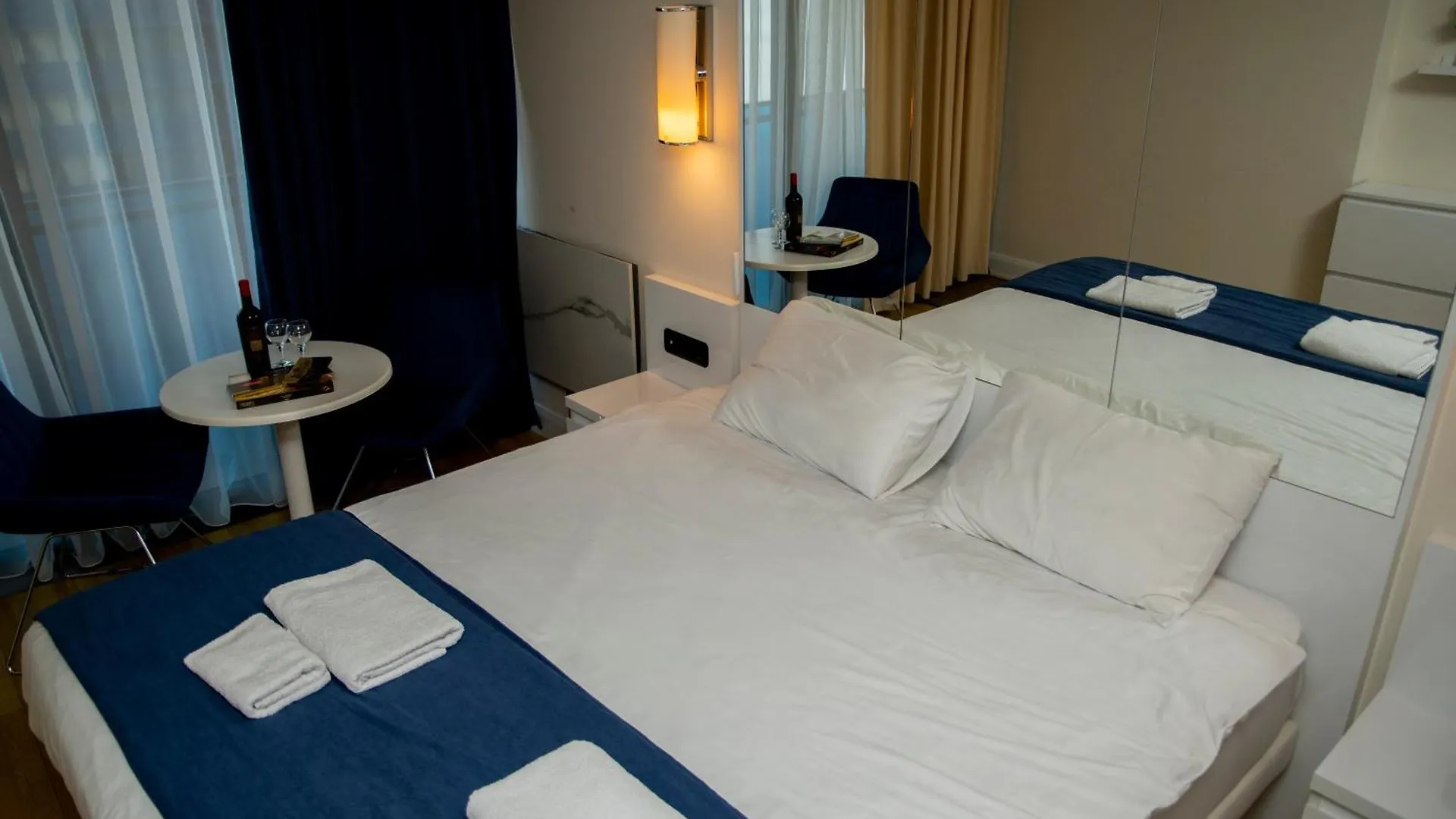 Beautiful Apartments Near The Sea - Orbi City N2 Batumi Hotel